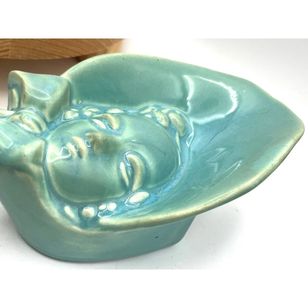 Vintage Haeger Wall Pocket Lady In Bonnet Blue 1940s Art Deco Teal